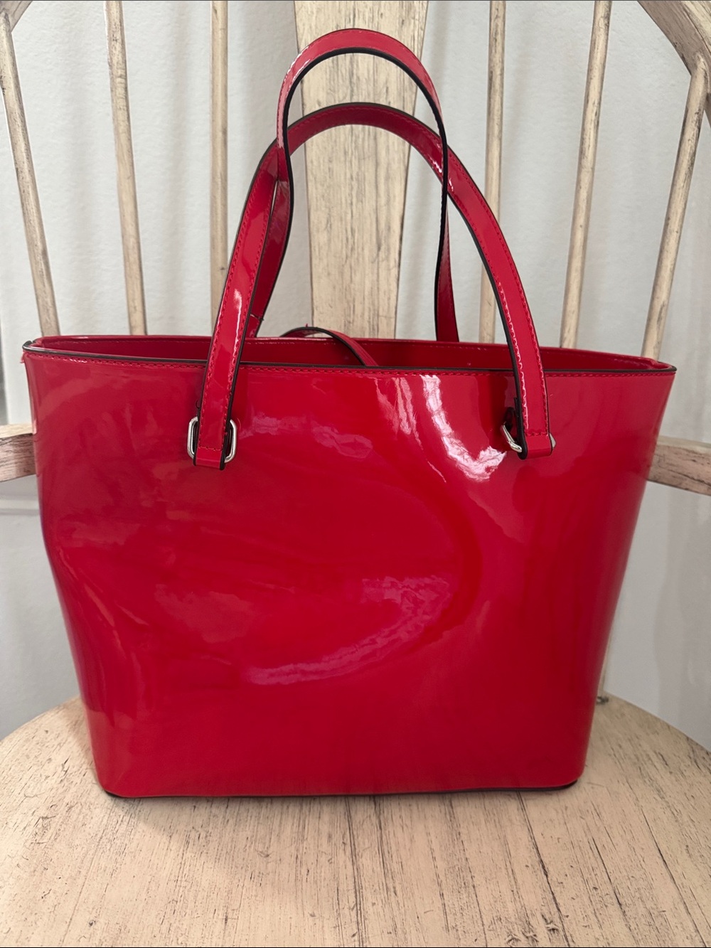 Vintage GUESS Retro Red Patent Tote Bag Pinup Holiday - Picture 3 of 16